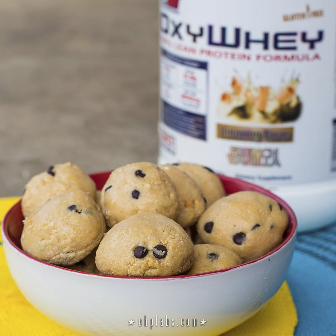 PROTEIN COOKIE DOUGH BALLS